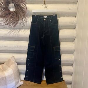 Aligne Snap Wide Leg Jean